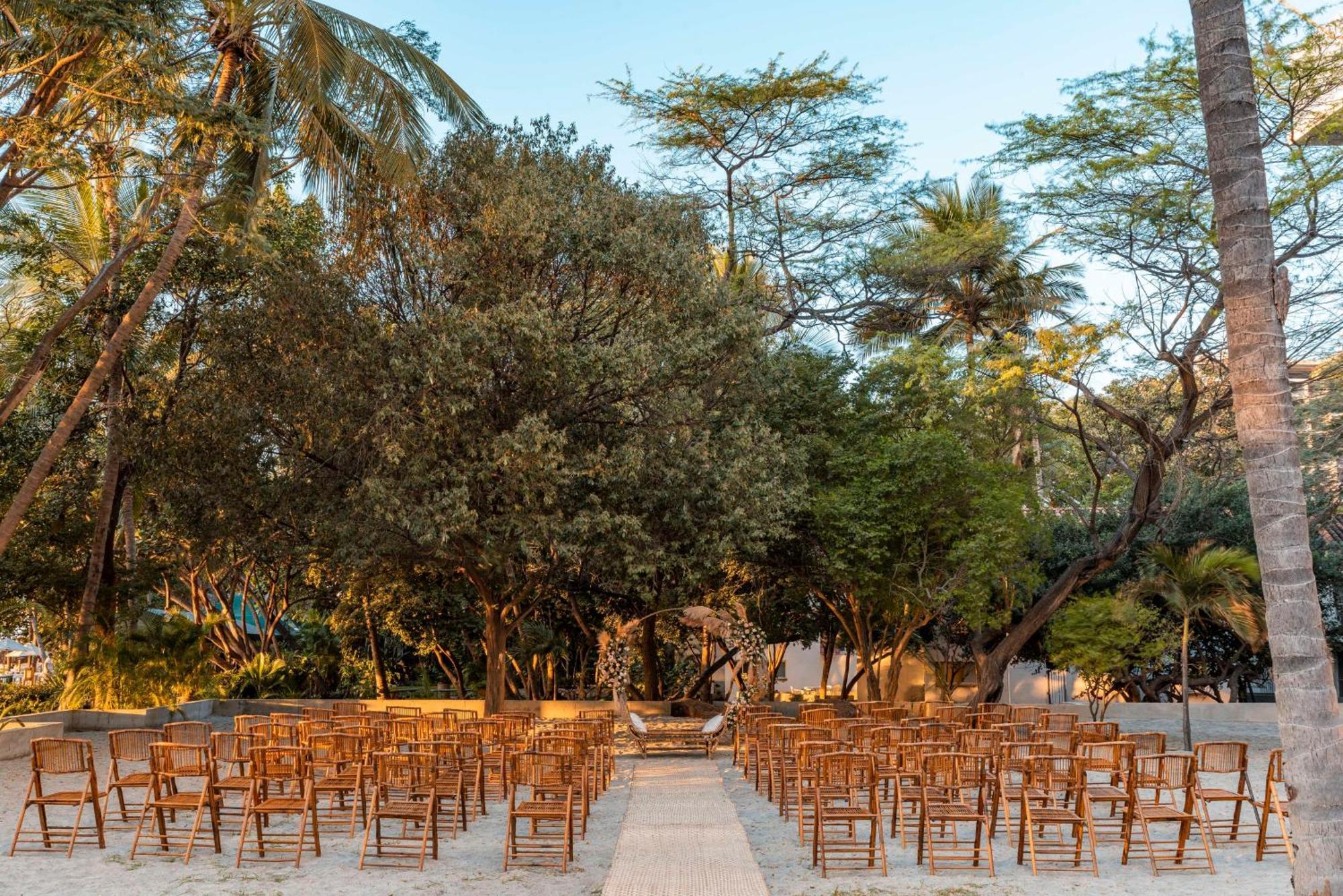 Готель Hilton Santa Marta Екстер'єр фото