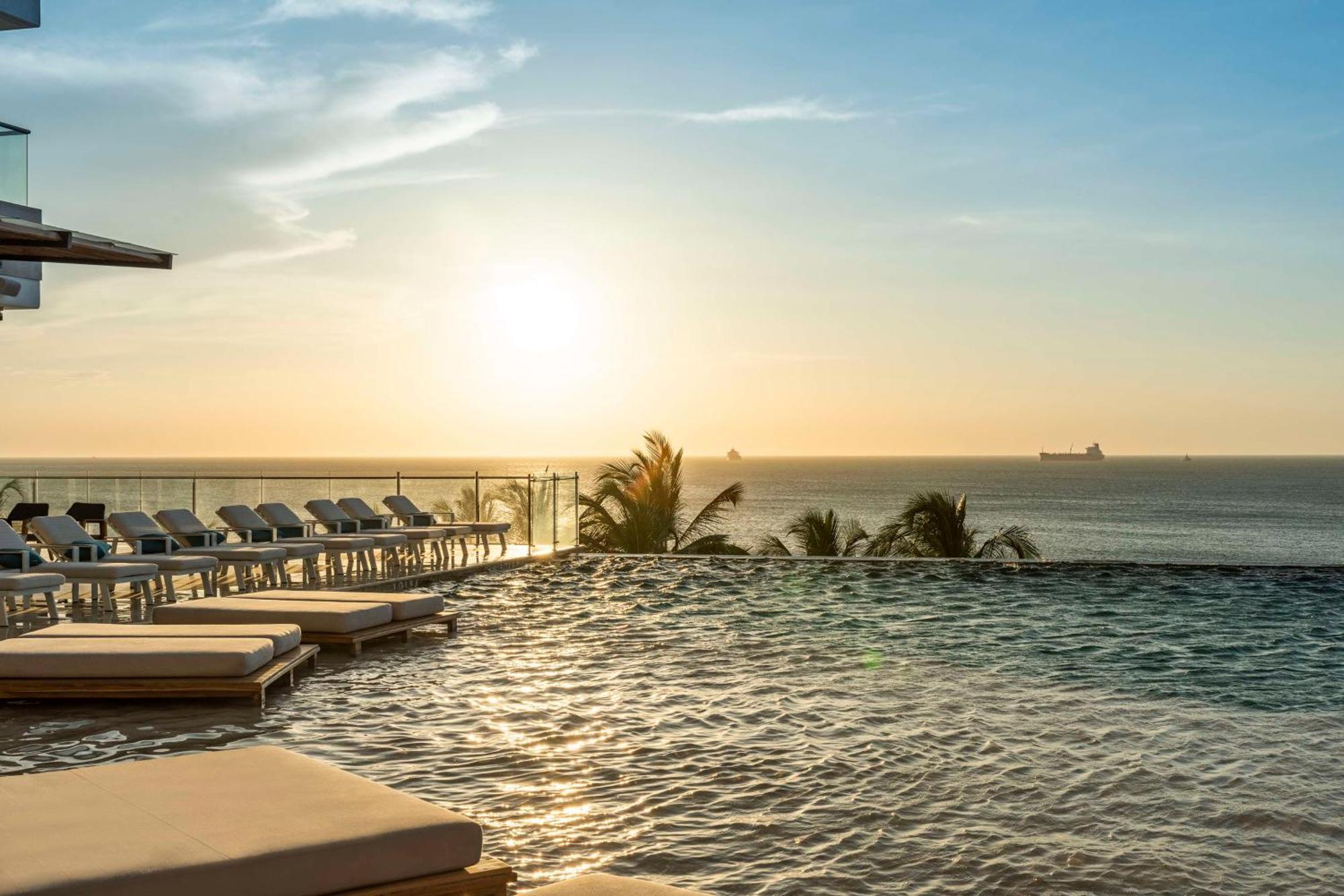 Готель Hilton Santa Marta Екстер'єр фото